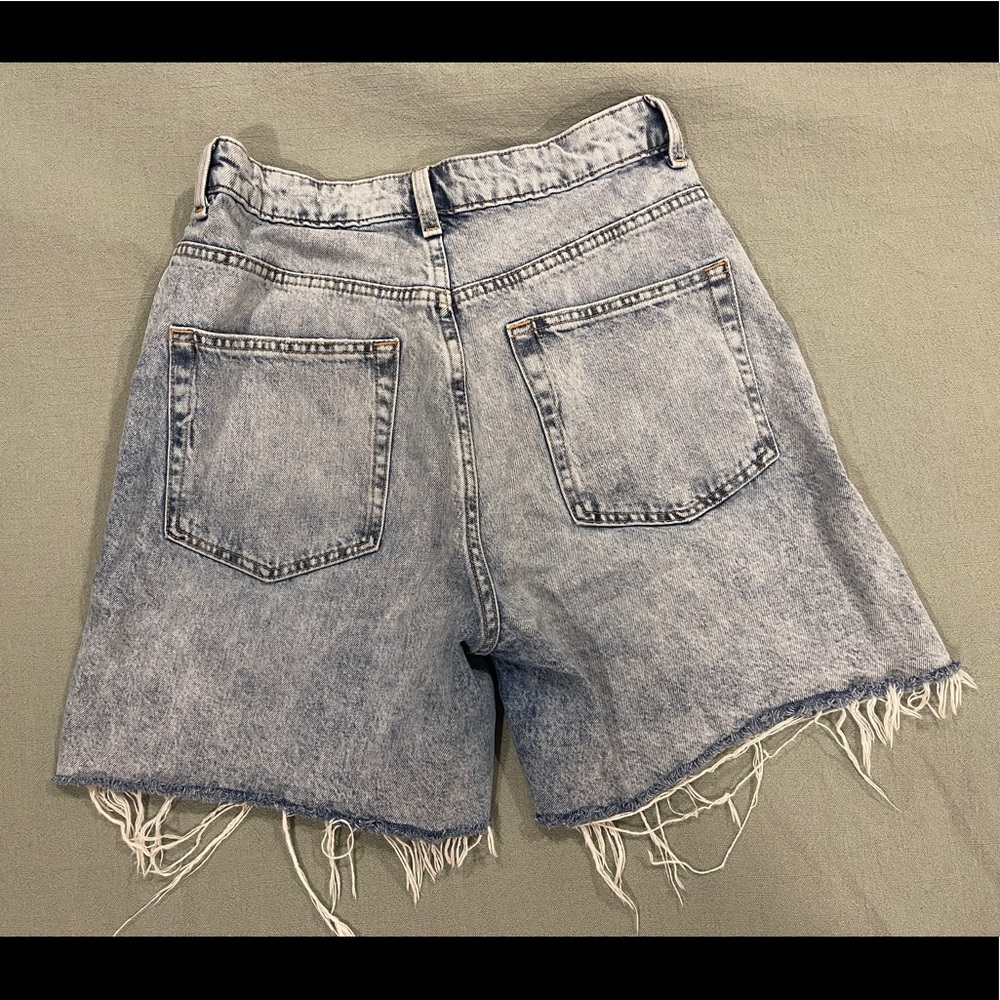 H&M High-Waisted Shorts